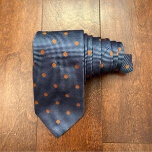Metropolitan Museum of Art Men’s Polka Dot Tie, 100% Silk, Made in Italy